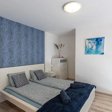 Prtr W/ Free Parking * Budapest