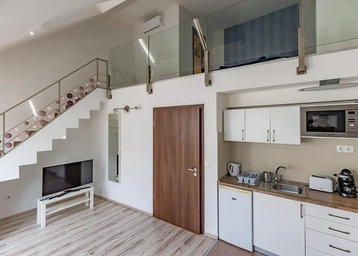 Daire Prtr W/ Free Parking *